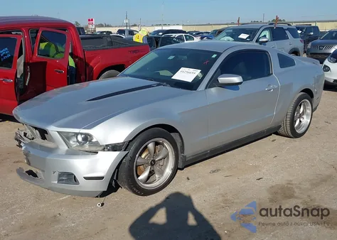 2011 Ford Mustang V6 Premium z USA, uszkodzony, nr VIN 1ZVBP8AM7B5146676